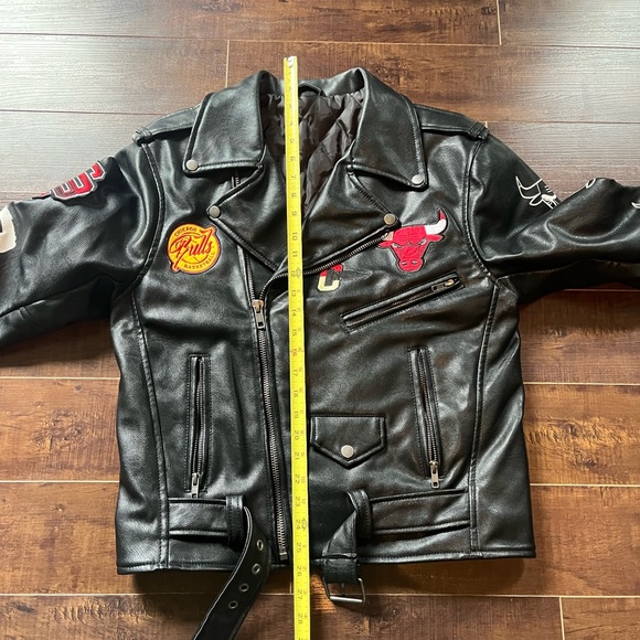 Chicago Bulls Motorcycle Jacket - Picture 10 of 11